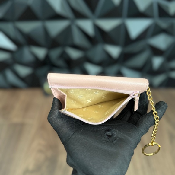CHANEL Coco Button Coin & Key Case - Picture 11 of 17